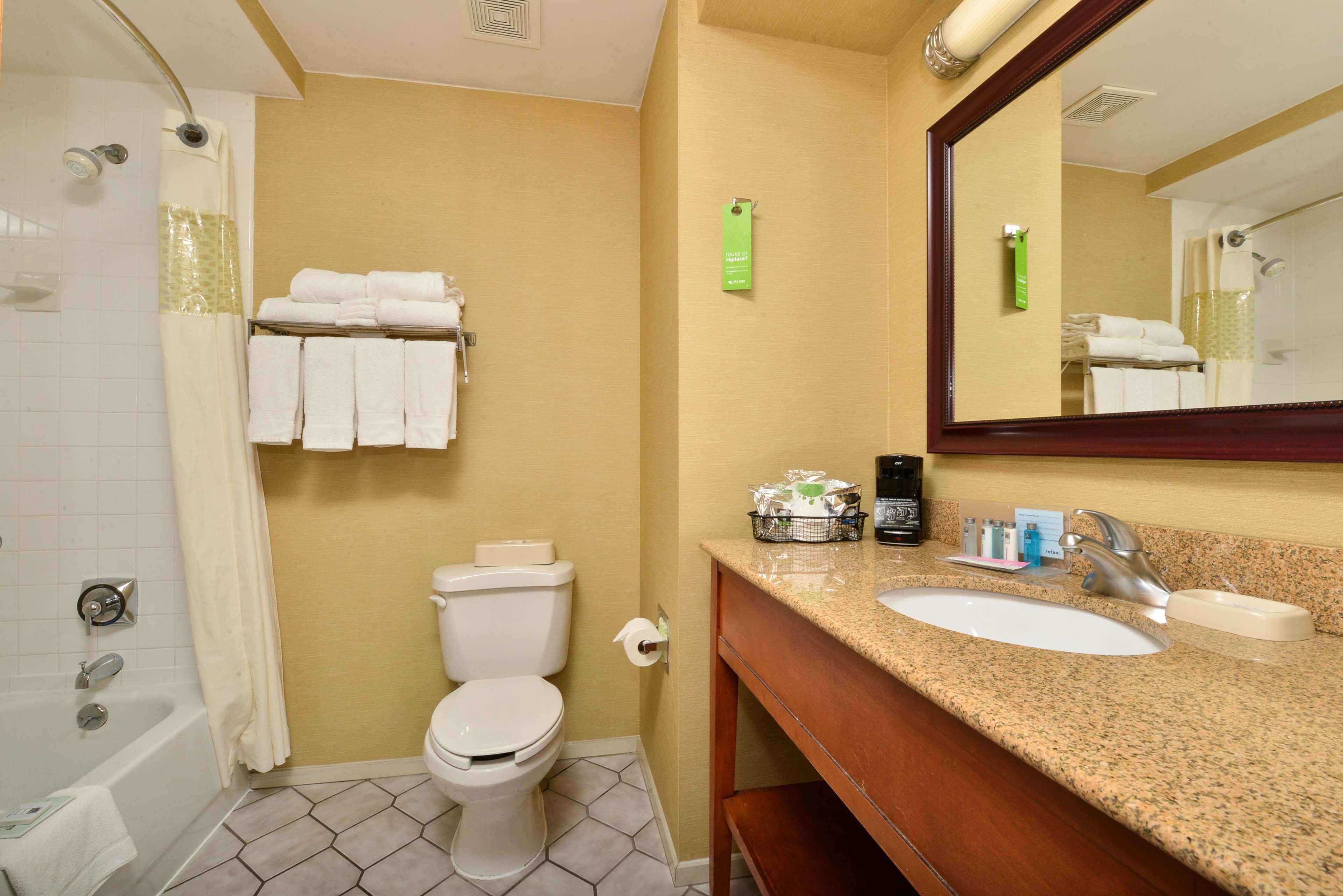 Hampton Inn St. Louis/Collinsville Exteriör bild