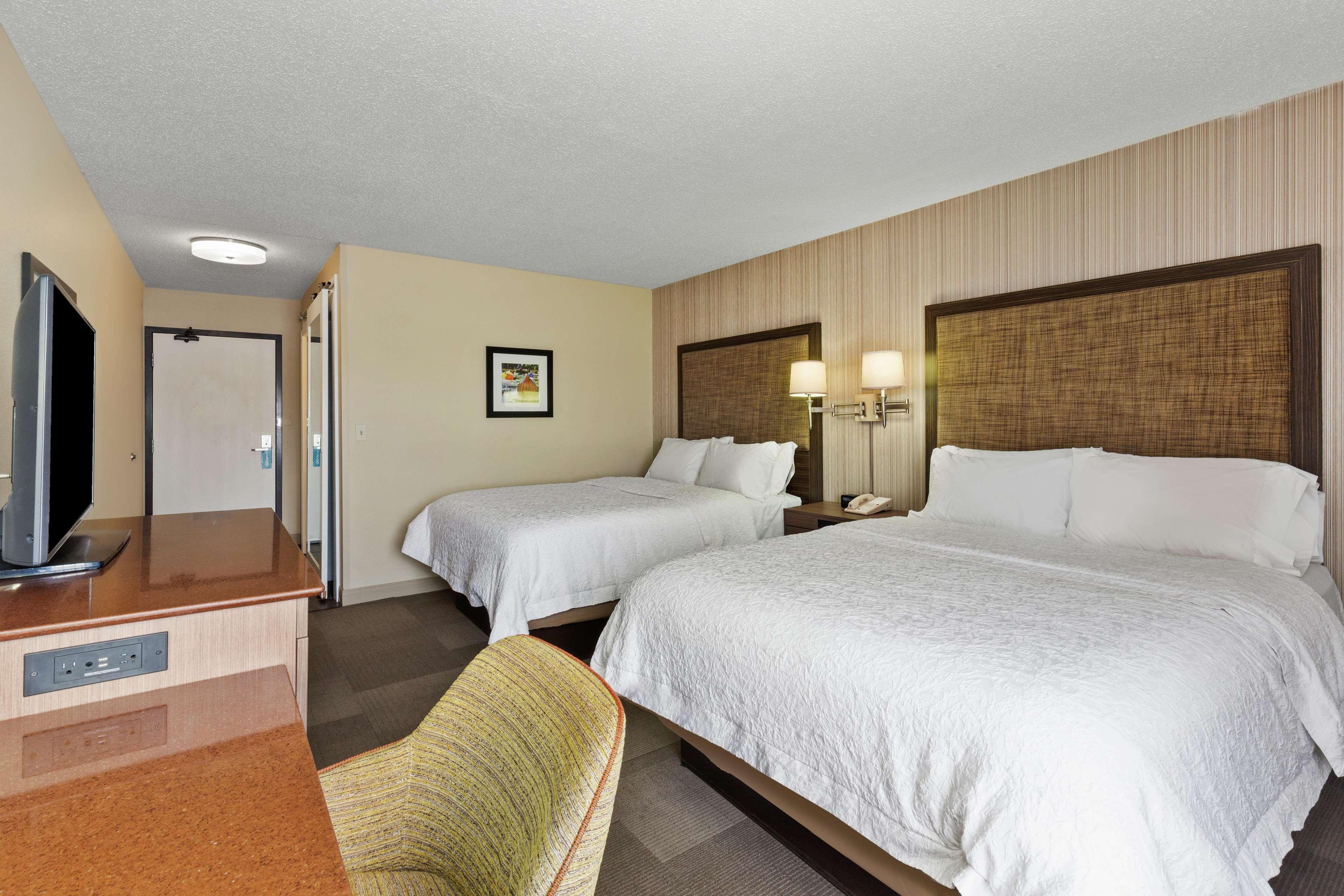 Hampton Inn St. Louis/Collinsville Exteriör bild
