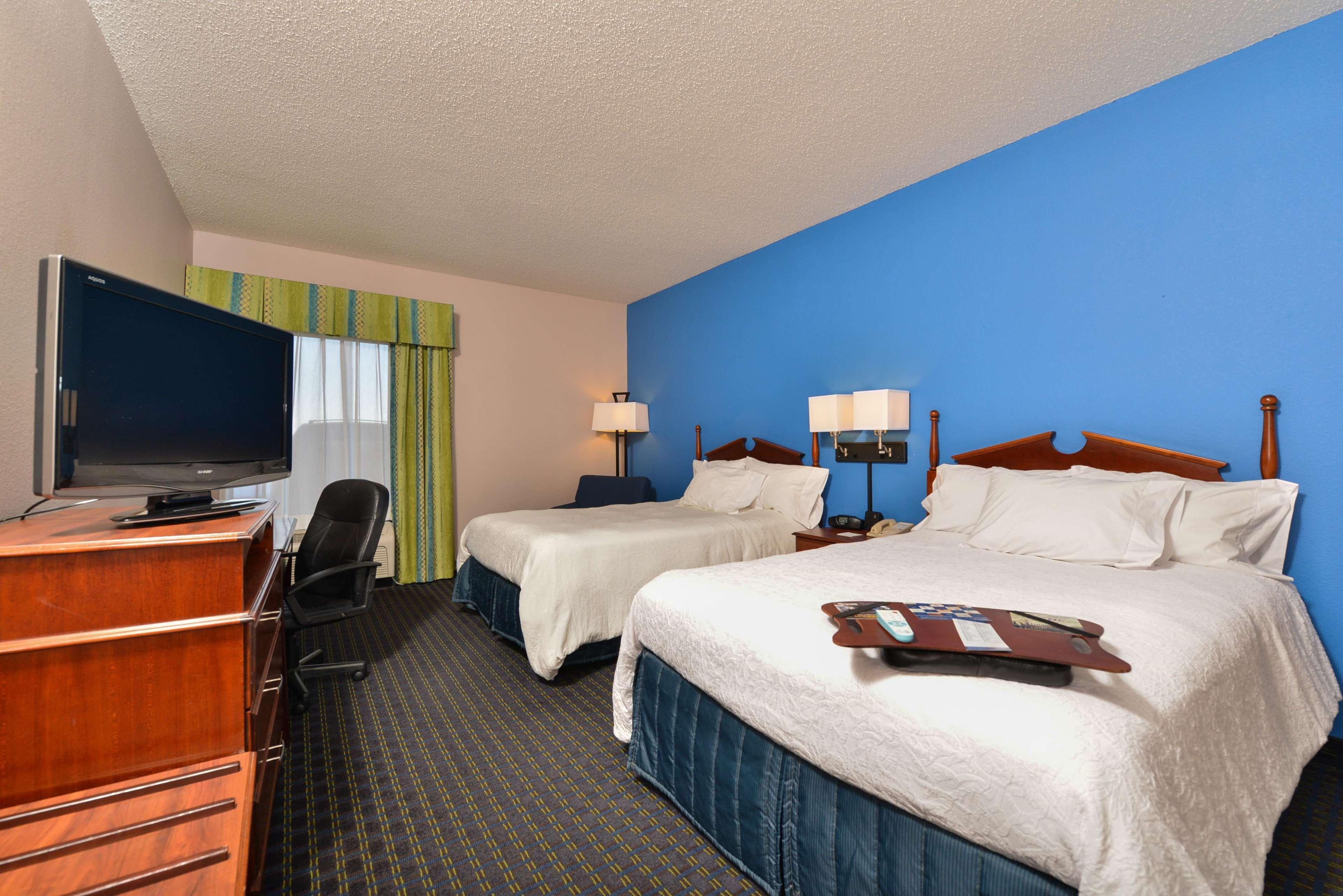 Hampton Inn St. Louis/Collinsville Exteriör bild