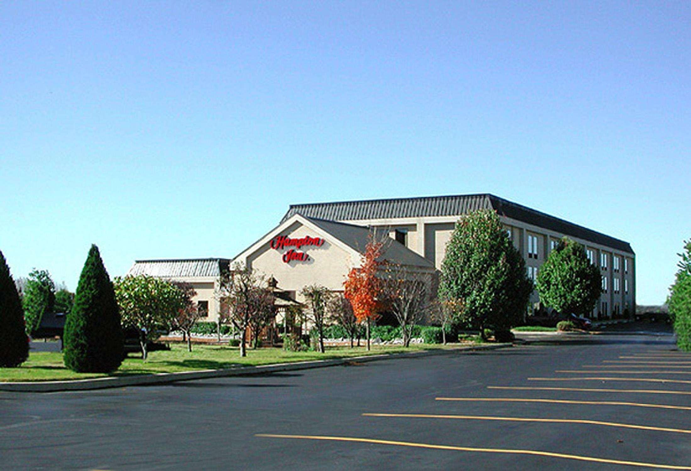 Hampton Inn St. Louis/Collinsville Exteriör bild