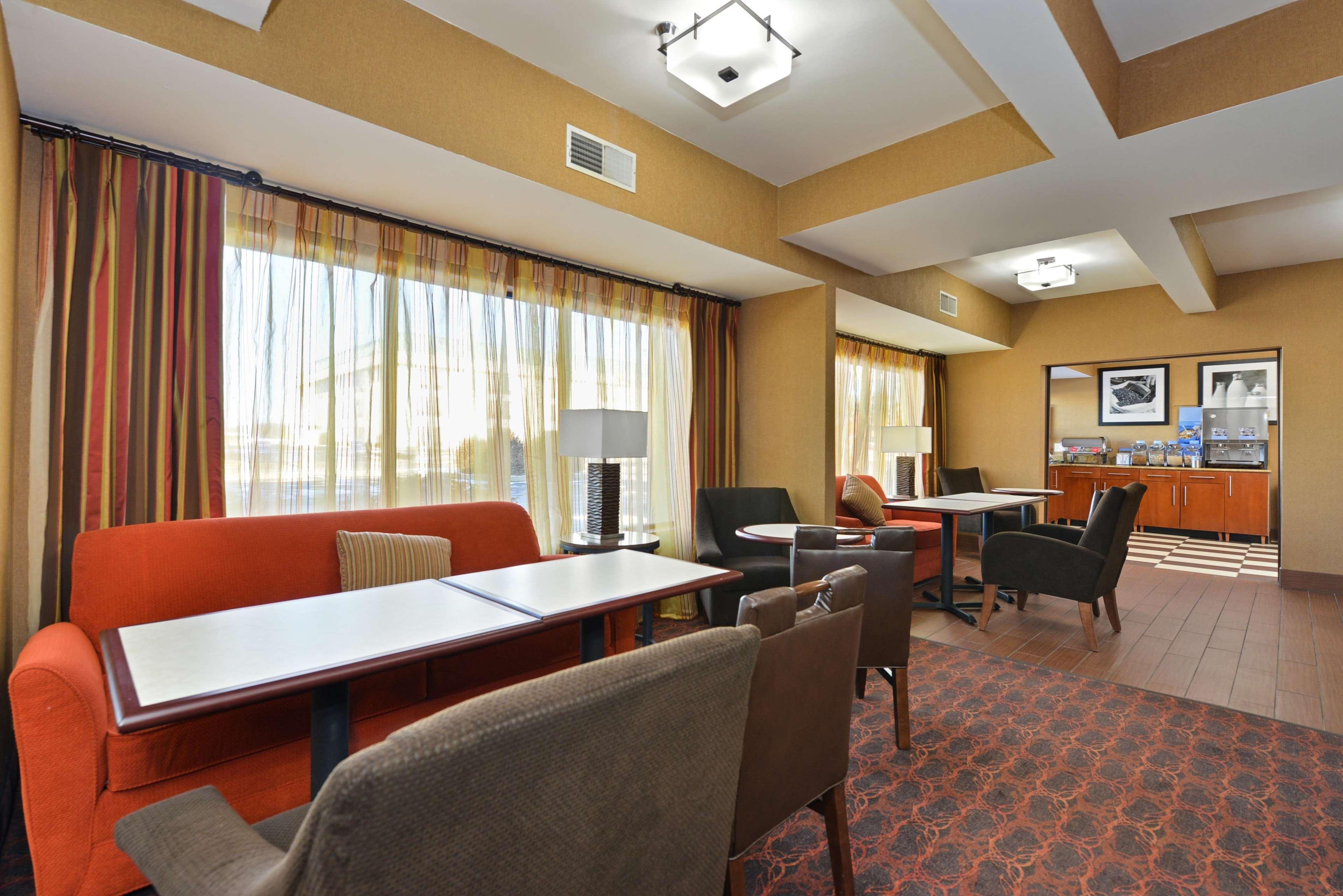 Hampton Inn St. Louis/Collinsville Exteriör bild