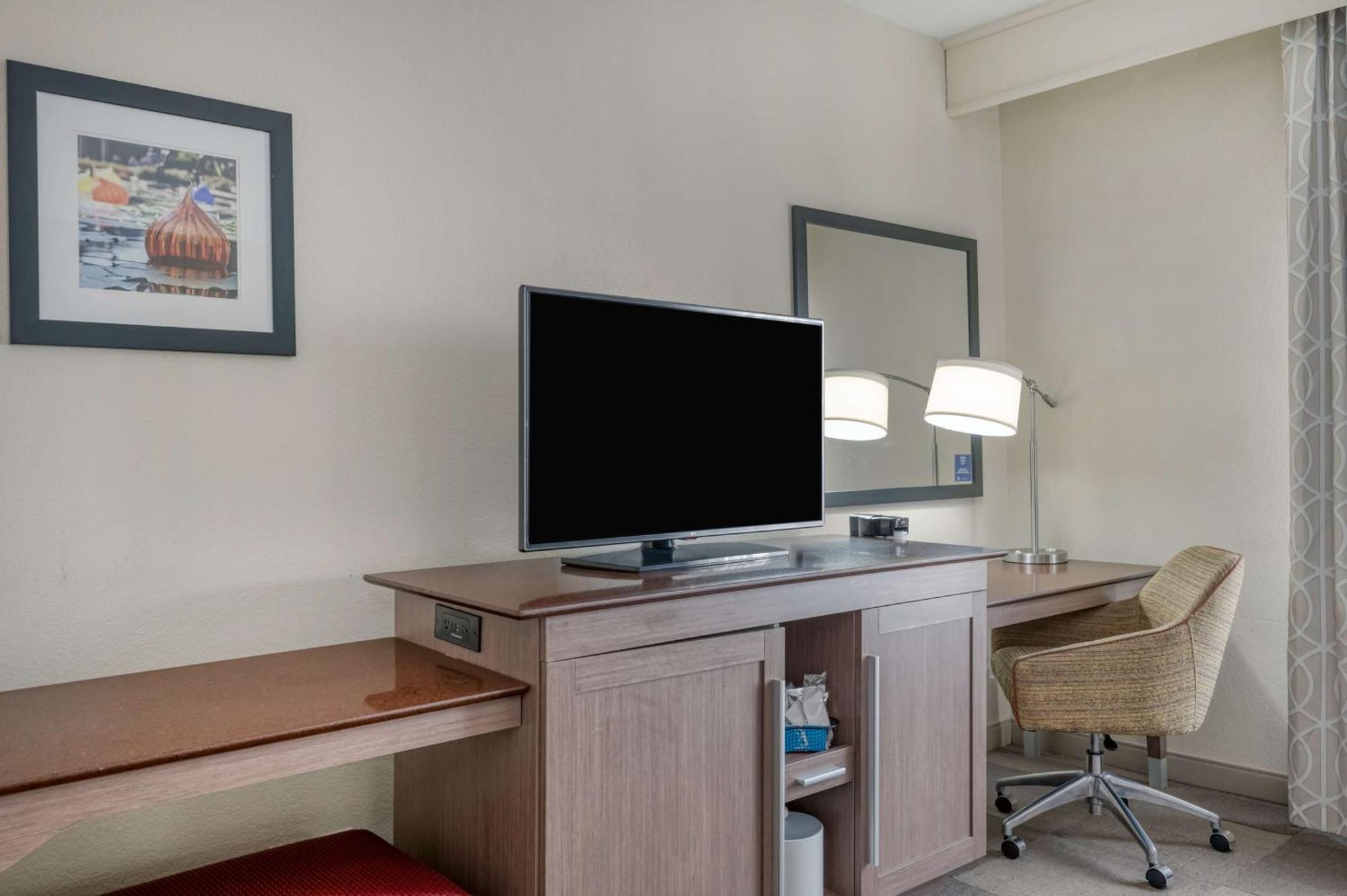 Hampton Inn St. Louis/Collinsville Exteriör bild