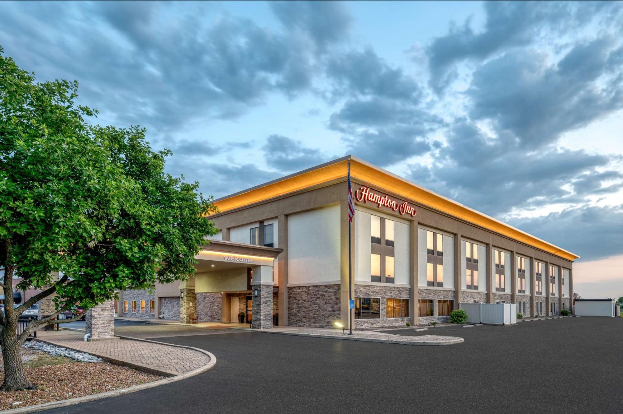 Hampton Inn St. Louis/Collinsville Exteriör bild