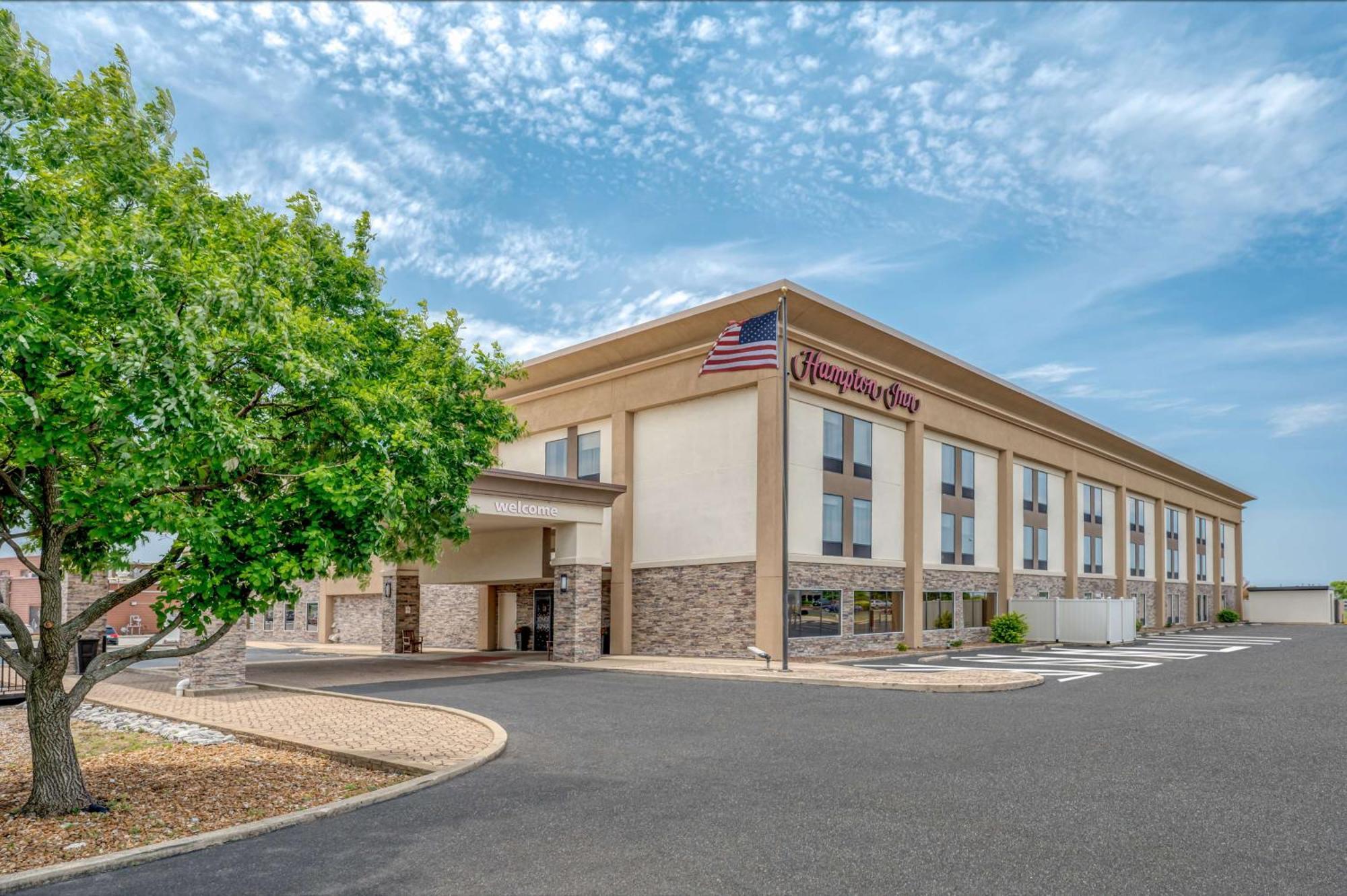 Hampton Inn St. Louis/Collinsville Exteriör bild