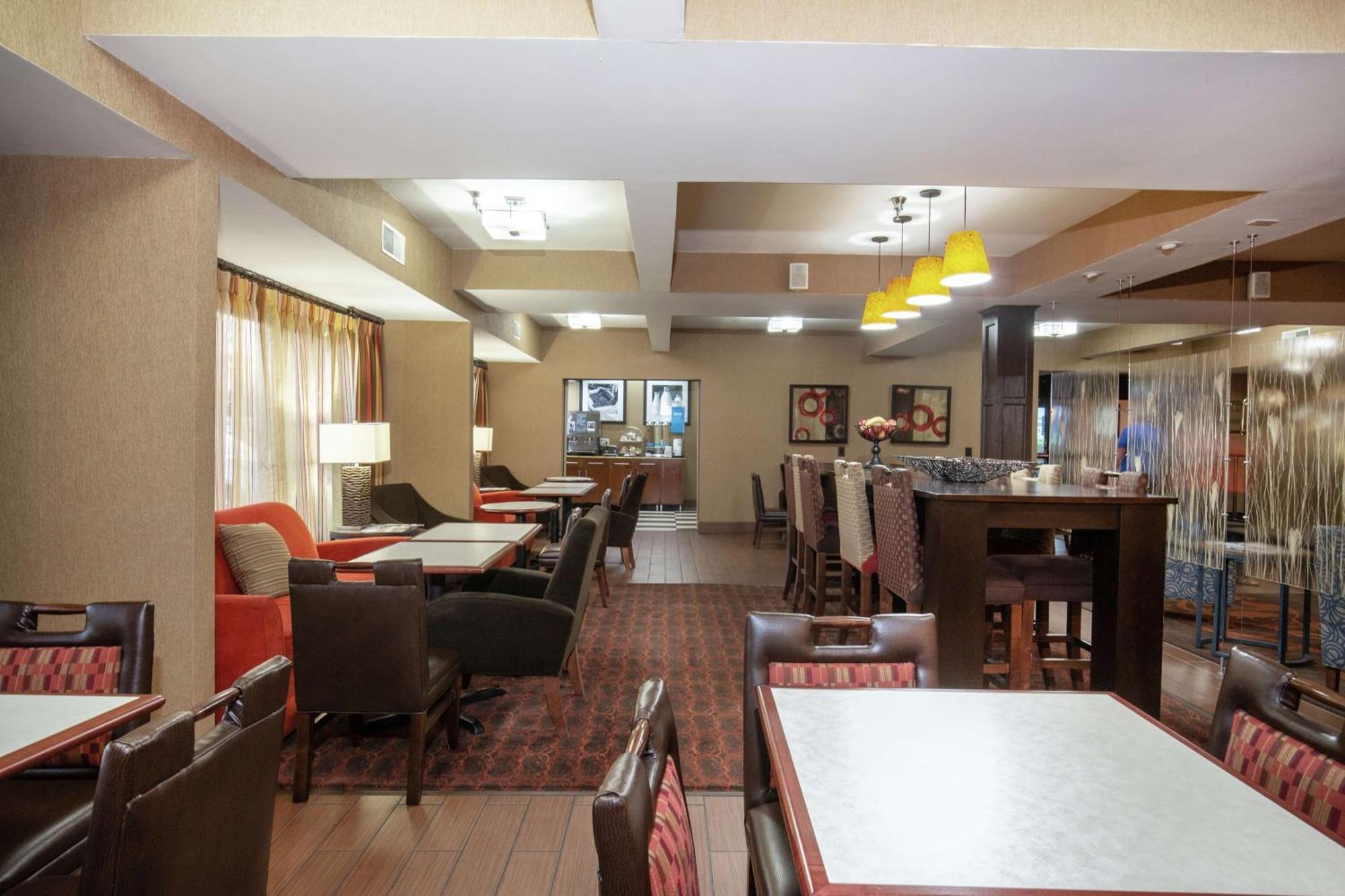 Hampton Inn St. Louis/Collinsville Exteriör bild